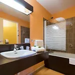 Logis Atrium Golbey 2*