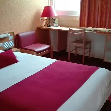 Logis Atrium Golbey Hotel 2*