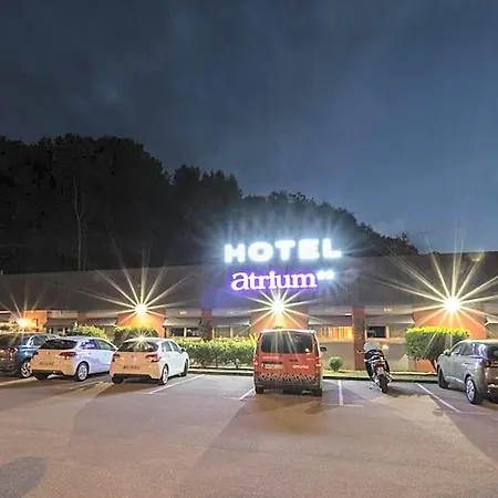 فندق Logis Atrium Golbey إبينال