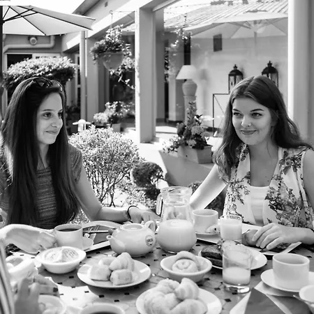 Hotel Logis Atrium Golbey