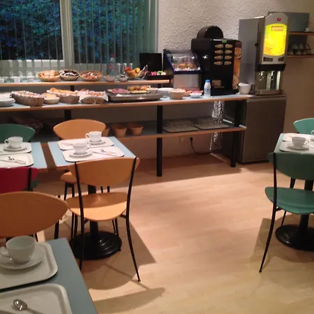 Logis Atrium Golbey Chavelot Hotel