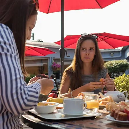 Logis Atrium Golbey Hotel 2*