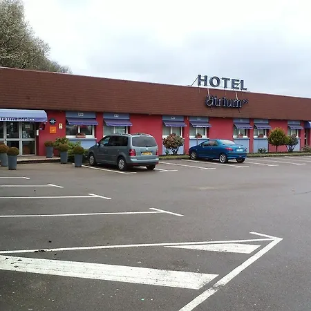 Logis Atrium Golbey Hotel 2*