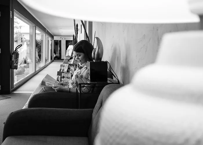 Hotel Logis Atrium Golbey Épinal