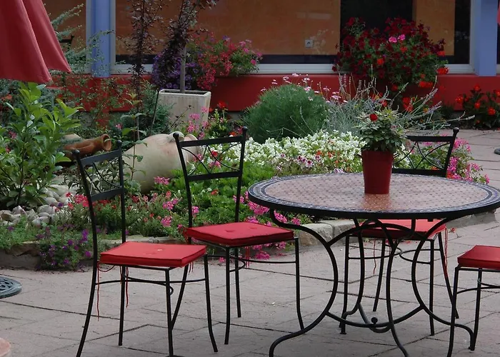 Logis Atrium Golbey Эпиналь