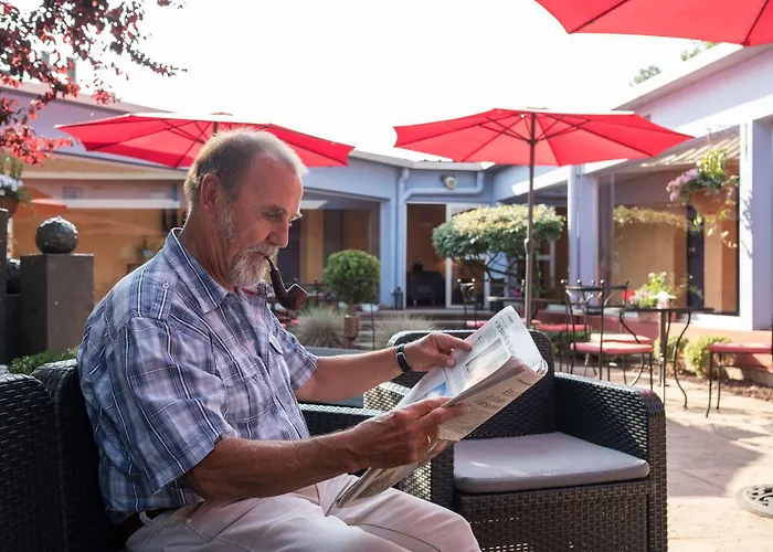 Отель Logis Atrium Golbey