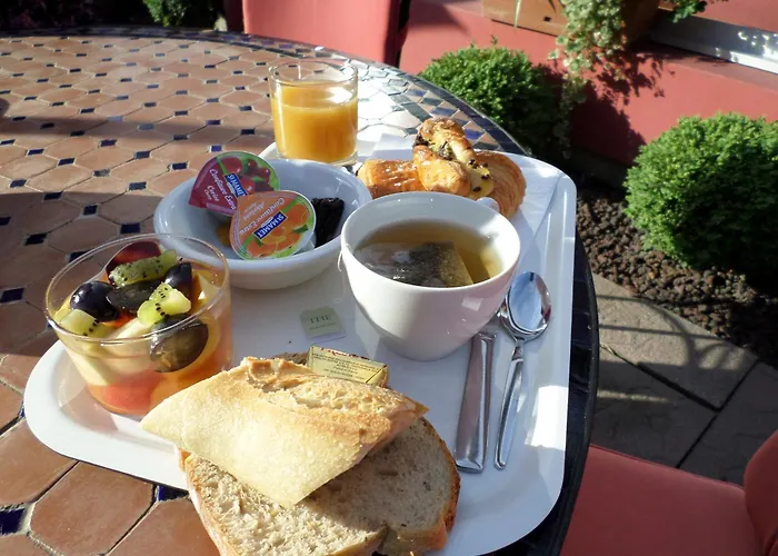 Logis Atrium Golbey 2* Эпиналь