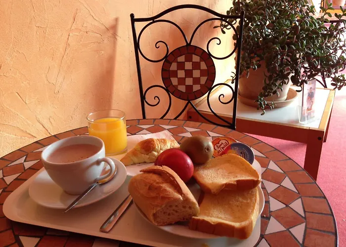 Logis Atrium Golbey 2* Эпиналь