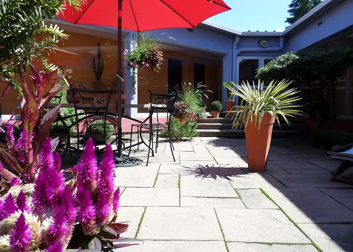 Hotel Logis Atrium Golbey Épinal