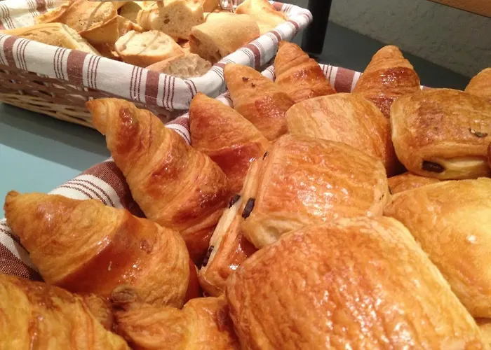 Hotel Logis Atrium Golbey Épinal